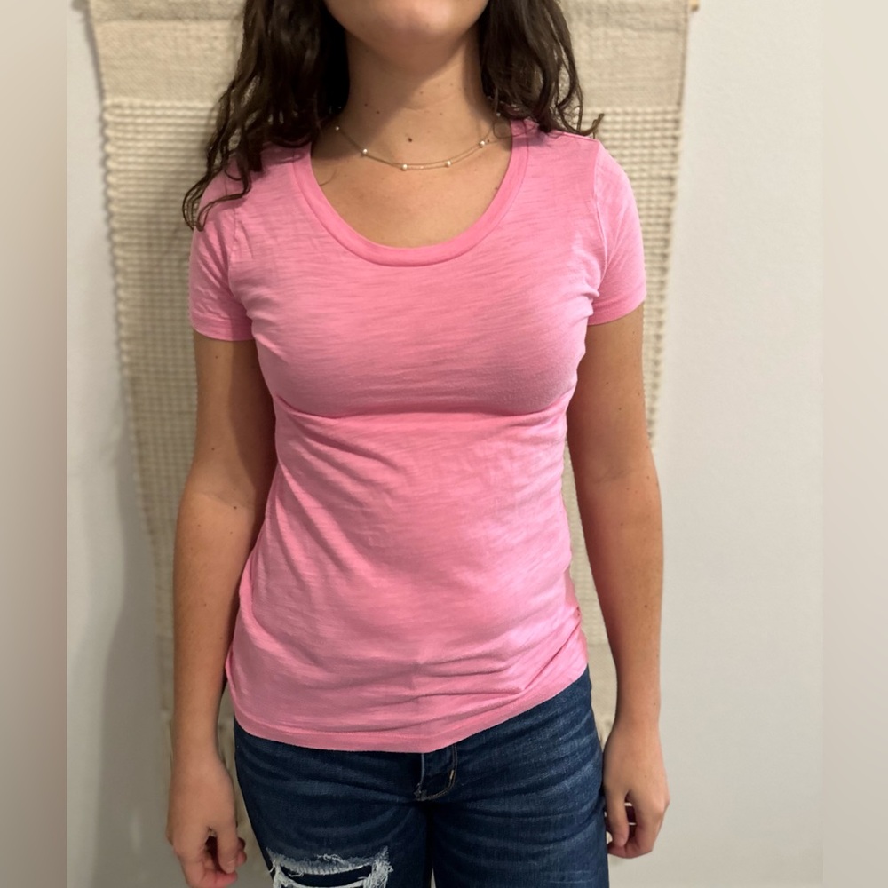 Mossimo pink t-shirt